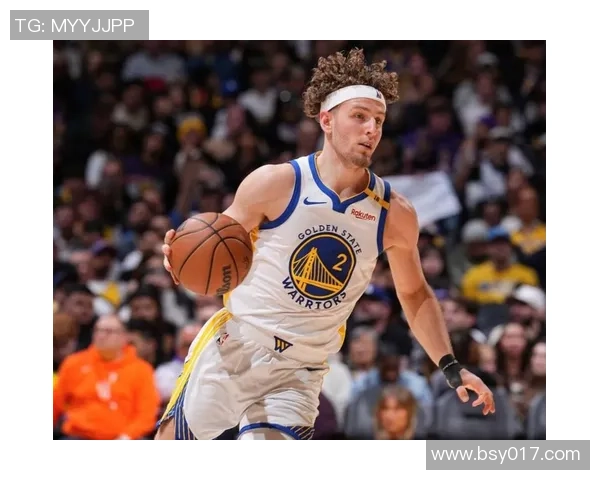 勇士与尼克斯全场激战回顾球星表现与战术分析一览 勇士与尼克斯全场激战回顾球星表现与战术分析一览