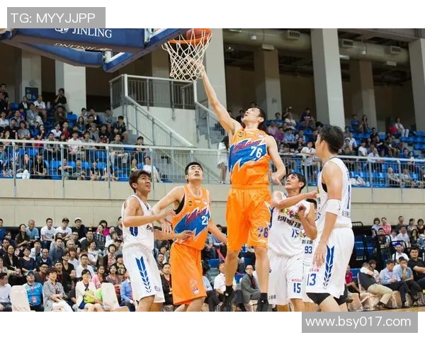 帕都拜斯与杜克的精彩对决揭示篮球战术与团队协作的完美结合